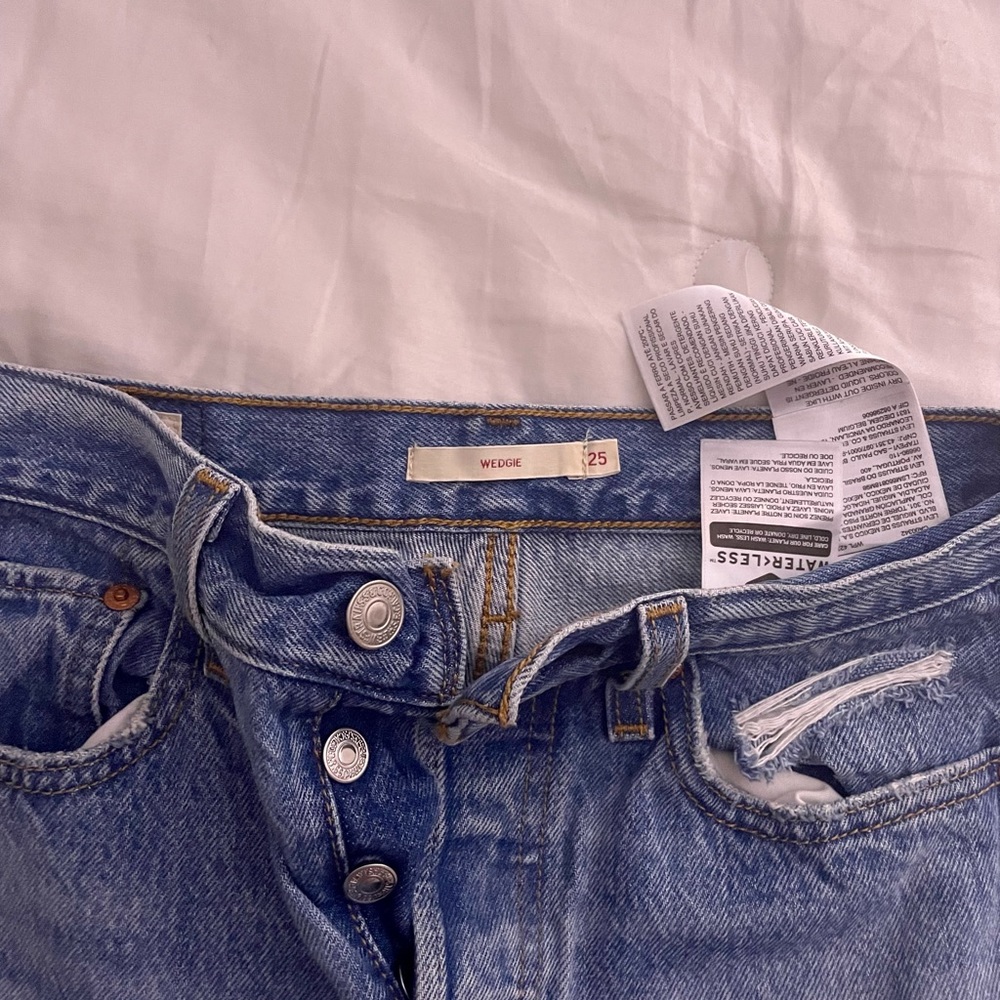 LEVIS JEANS - Picture 5 of 5